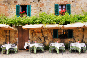 ایده های برای دکوراسیون داخلی رستوران ایتالیایی با الهام گیری از نمای بیرونی